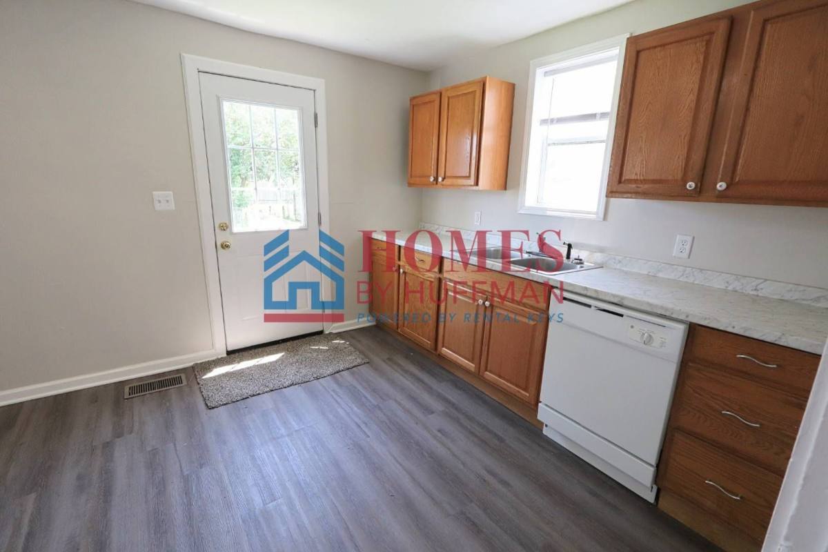 House for rent at 1025 N Second Ave, Evansville, IN 47710