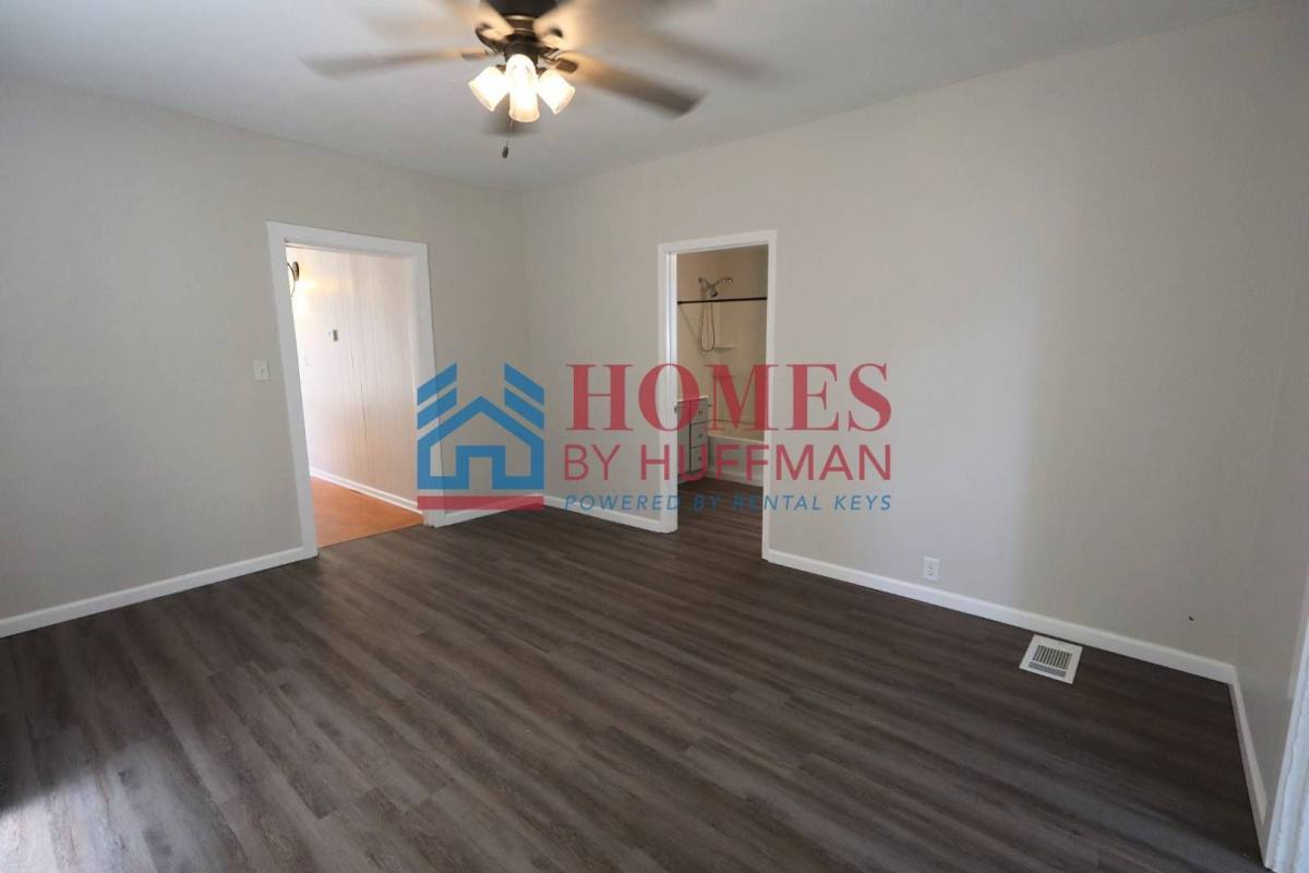 House for rent at 1025 N Second Ave, Evansville, IN 47710