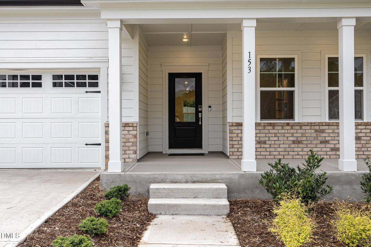 House for rent at 153 Hickory Grove Dr, Sanford, NC 27330