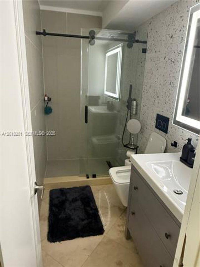 Apartment for rent at 5750 Collins Ave, Miami Beach, FL 33140