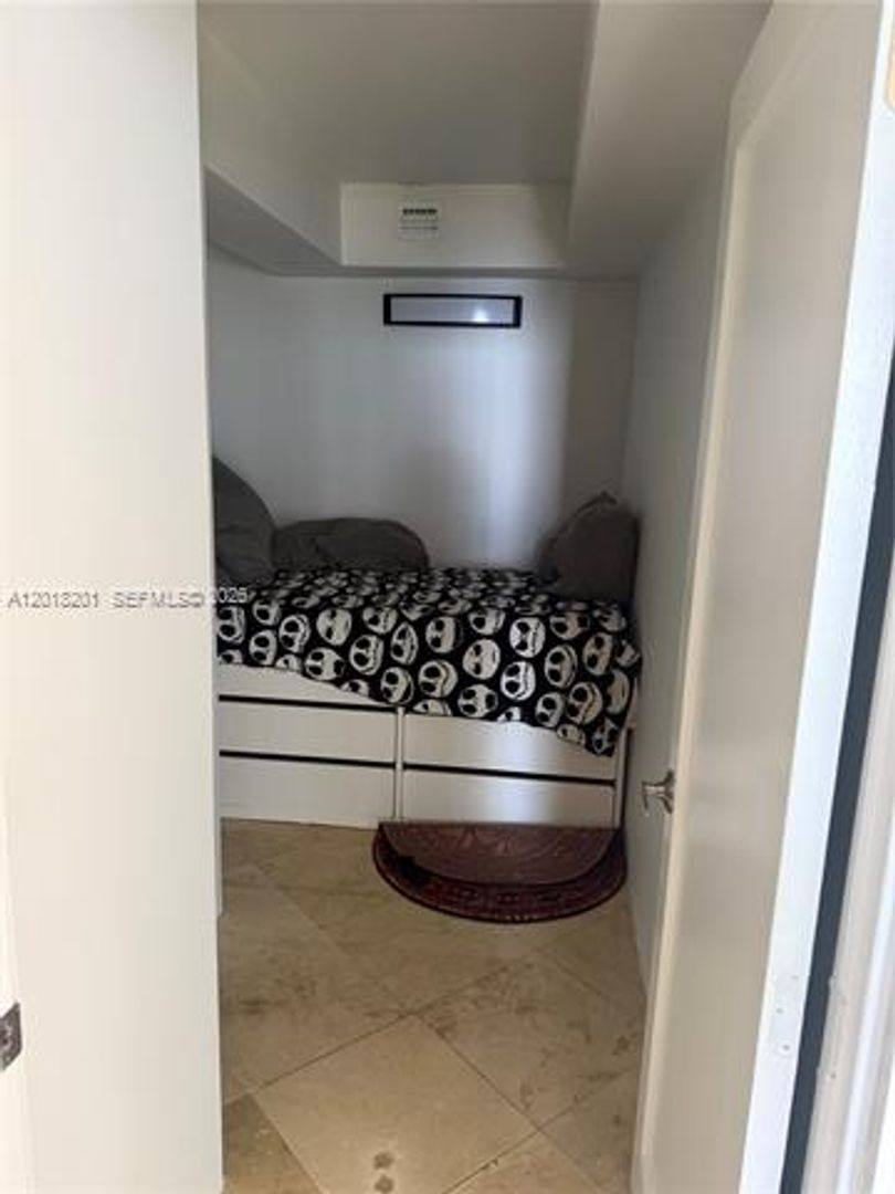 Apartment for rent at 5750 Collins Ave, Miami Beach, FL 33140