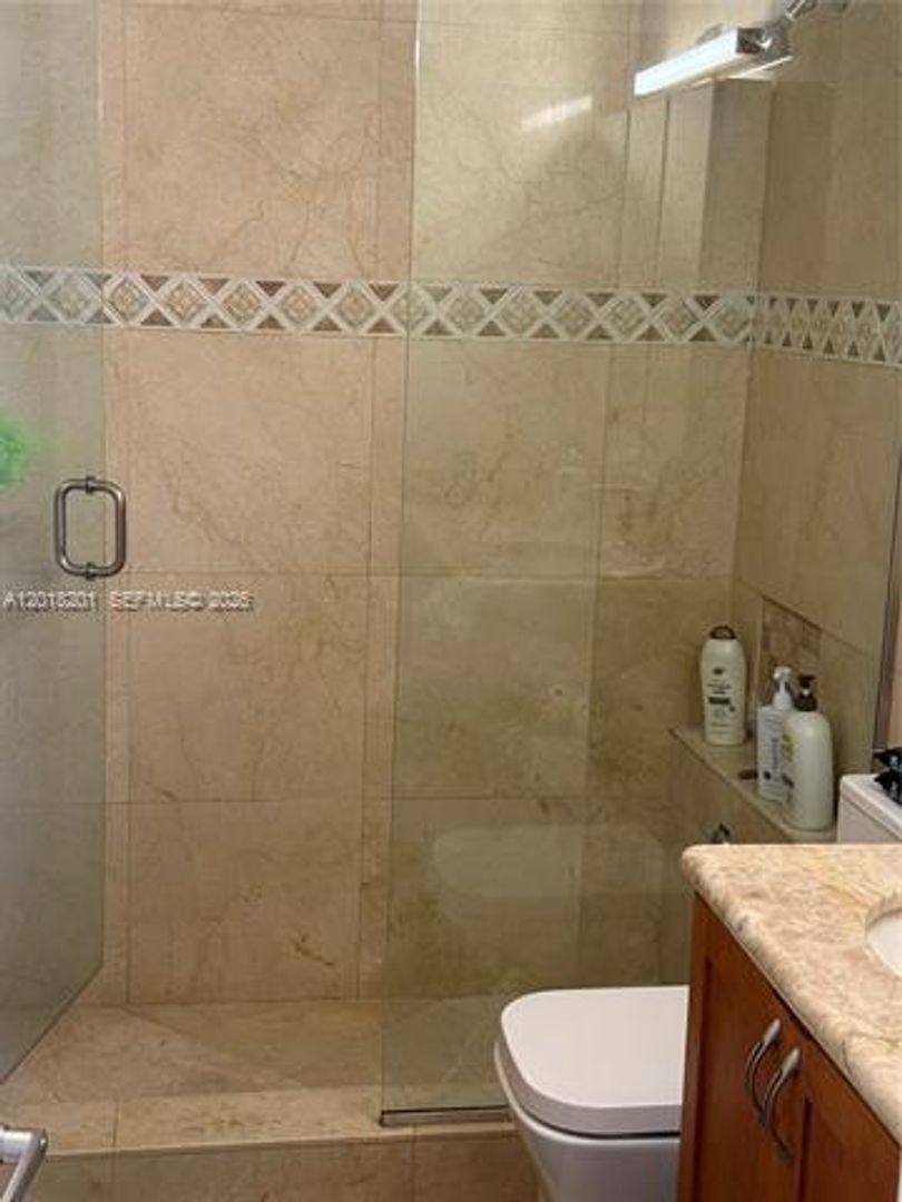 Apartment for rent at 5750 Collins Ave, Miami Beach, FL 33140