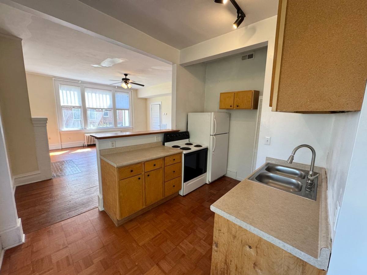 Apartment for rent at 121 S Boylan Ave, Raleigh, NC 27603