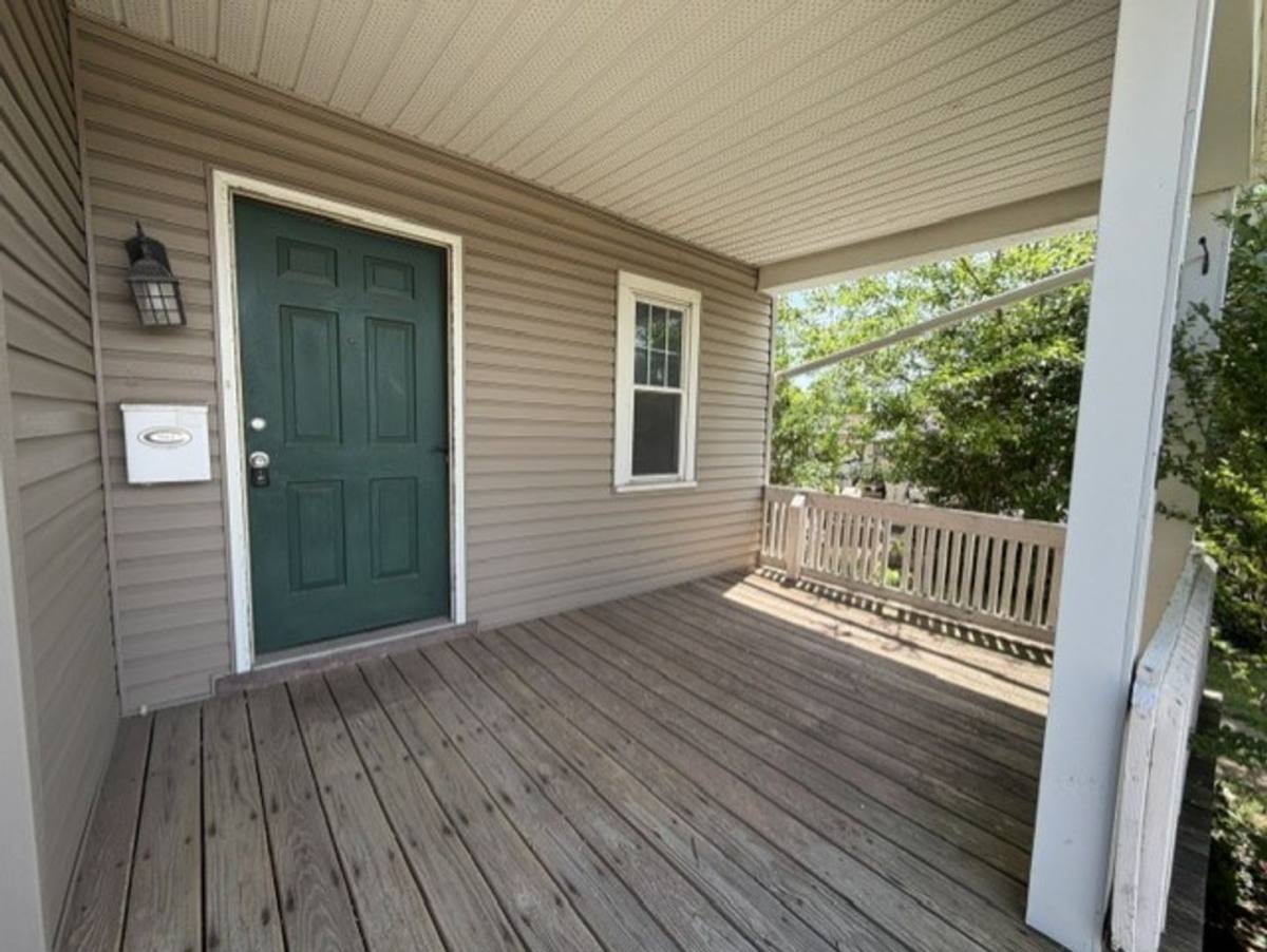 House for rent at 1518 Woodland Ave NW, Canton, OH 44703