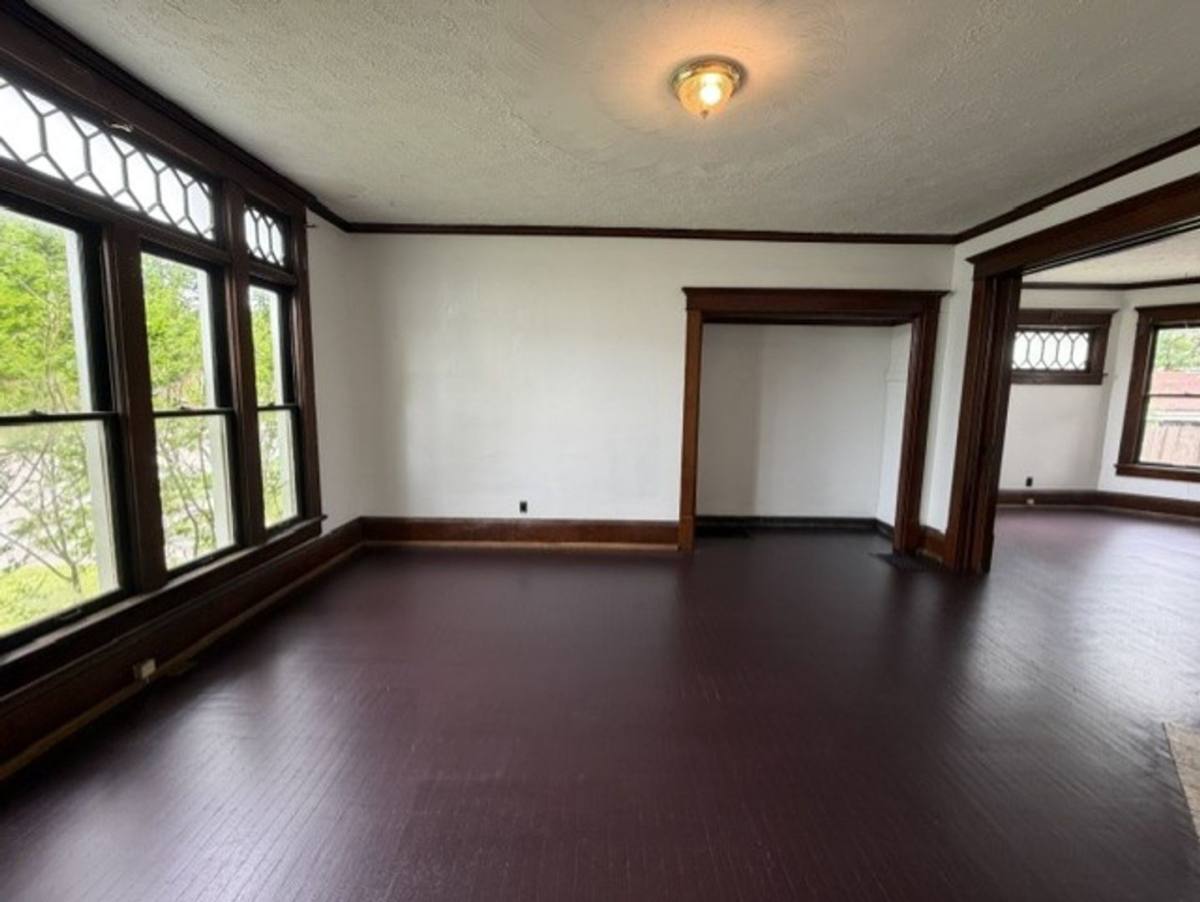 House for rent at 1518 Woodland Ave NW, Canton, OH 44703