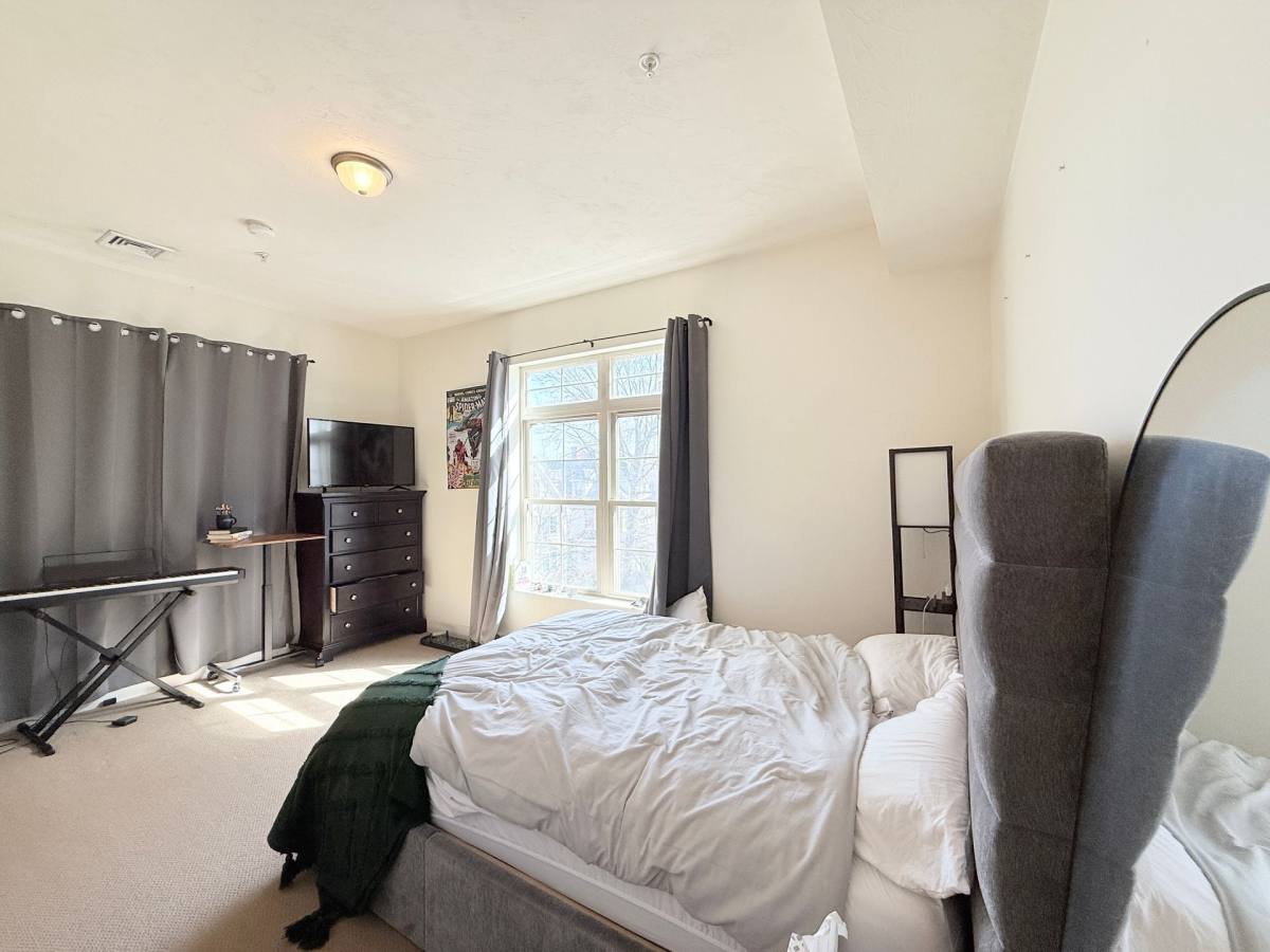 Apartment for rent at 9 Gardner St, Allston, MA 02134