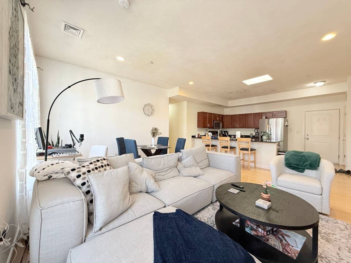 Apartment for rent at 9 Gardner St, Allston, MA 02134