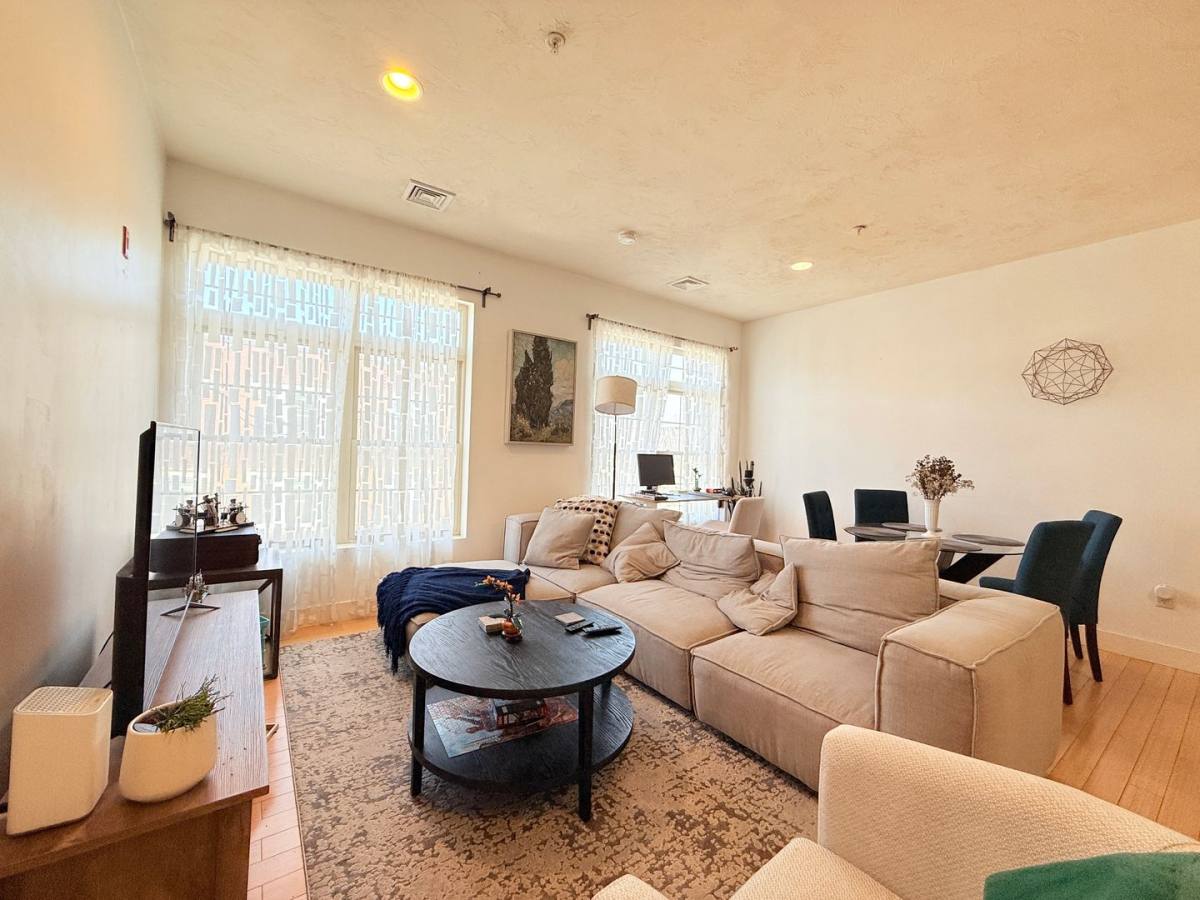 Apartment for rent at 9 Gardner St, Allston, MA 02134