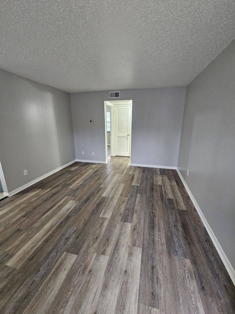 Apartment for rent at 4506 Hutton Rd #8, Knoxville, TN 37912