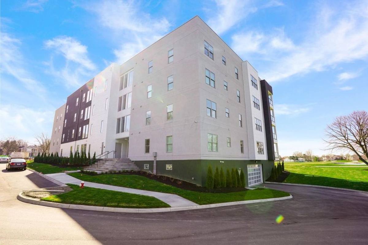Condo for rent at 5339 Highpointe Lakes Dr, Westerville, OH 43081