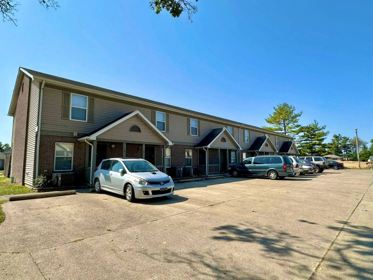 Apartment for rent at 10 Emerald Pines, Lafayette, IN 47905