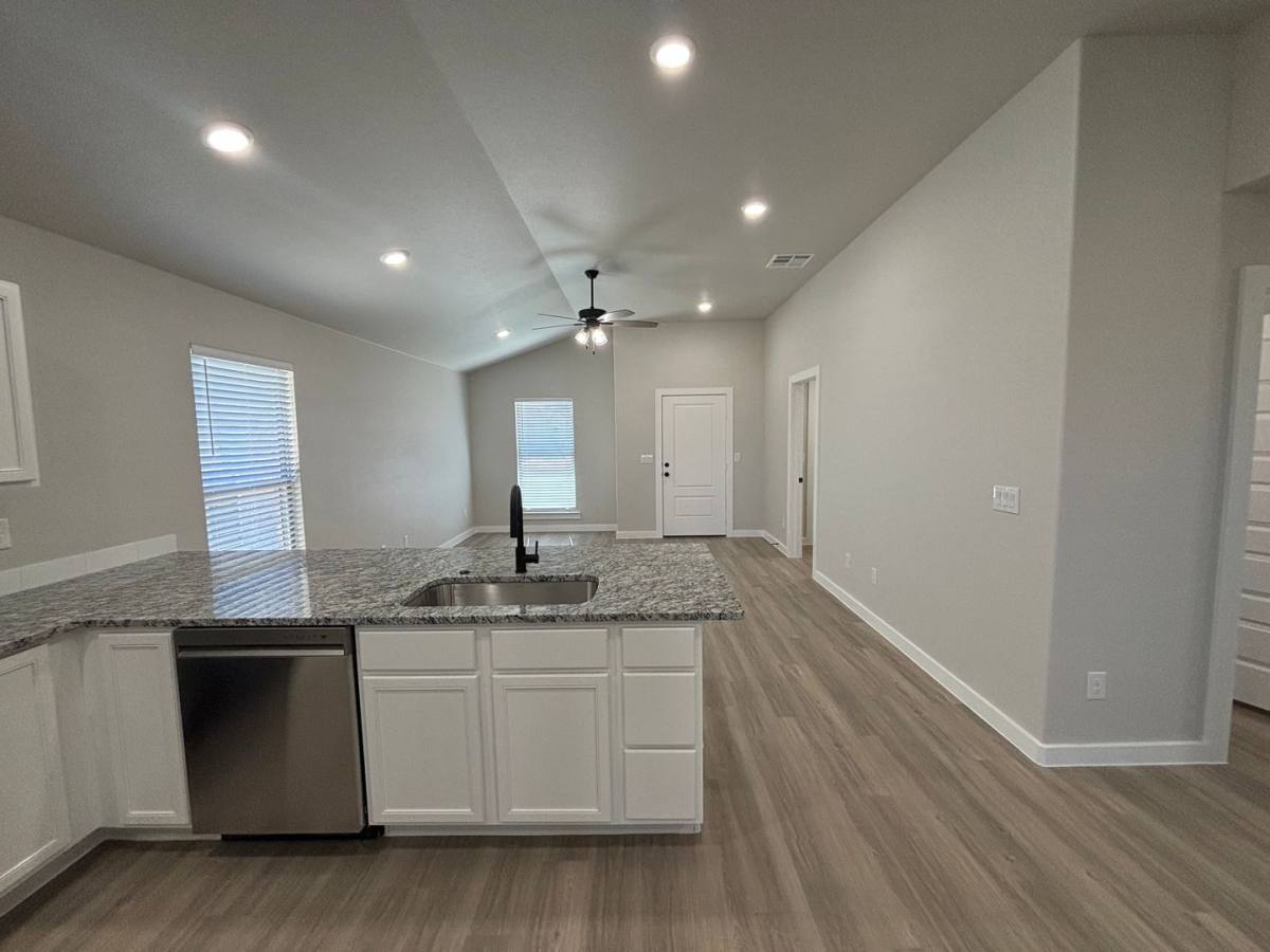 House for rent at 1622 132nd St, Lubbock, TX 79423