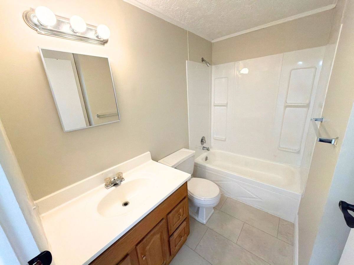 Apartment for rent at 505 Pine Valley Dr, Steubenville, OH 43953