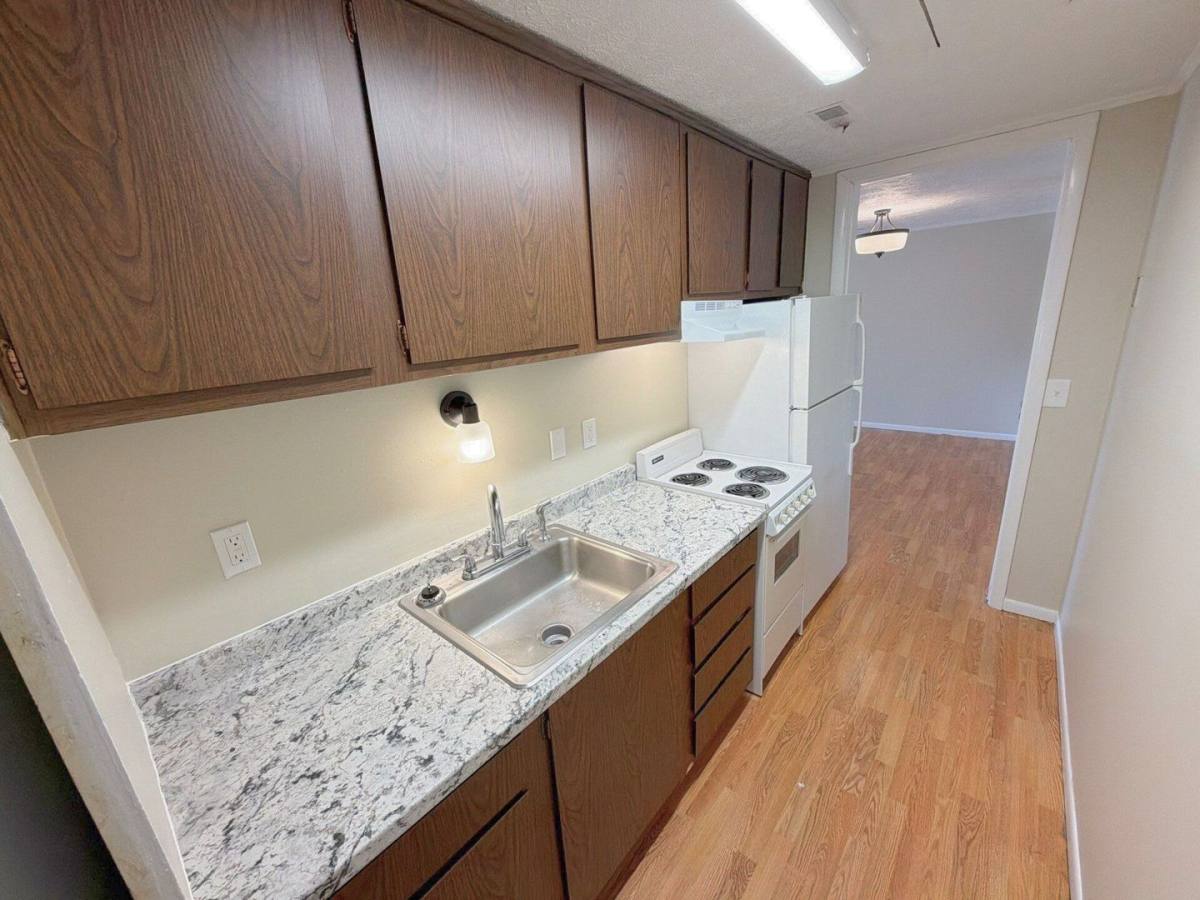 Apartment for rent at 505 Pine Valley Dr, Steubenville, OH 43953