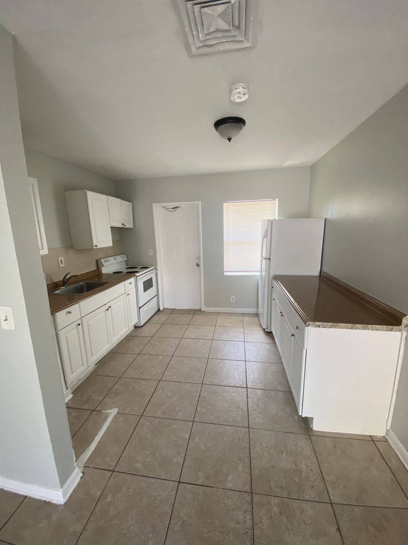 Apartment for rent at 3712 Henry Ave, West Palm Beach, FL 33405