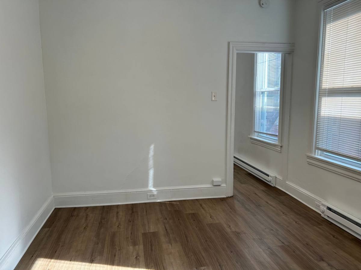 Apartment for rent at 126 1 2 E Lemon St, Lancaster, PA 17602