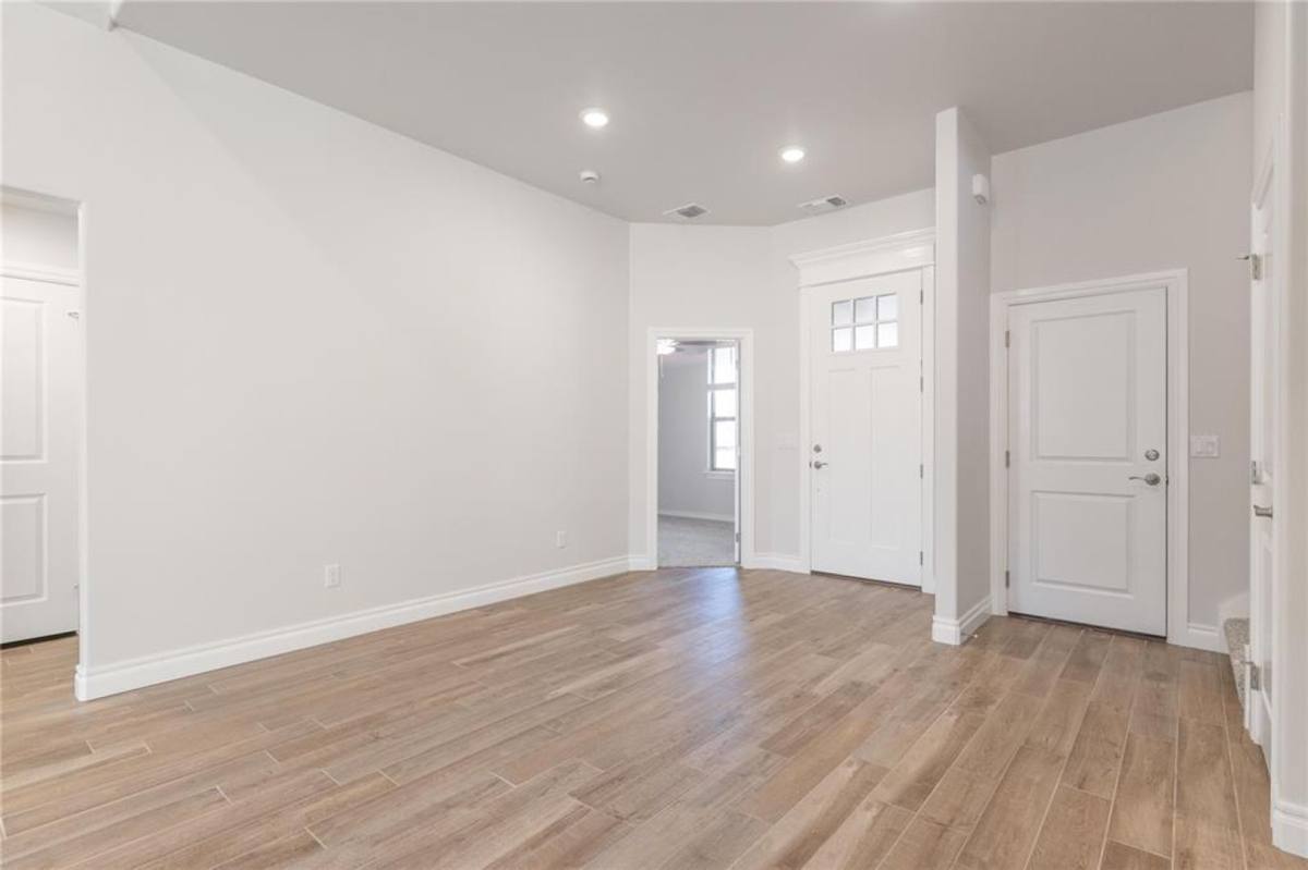 House for rent at 9320 NW 116th St, Yukon, OK 73099