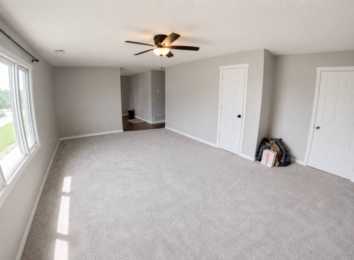 House for rent at 703 Mission Ave, Manhattan, KS 66502