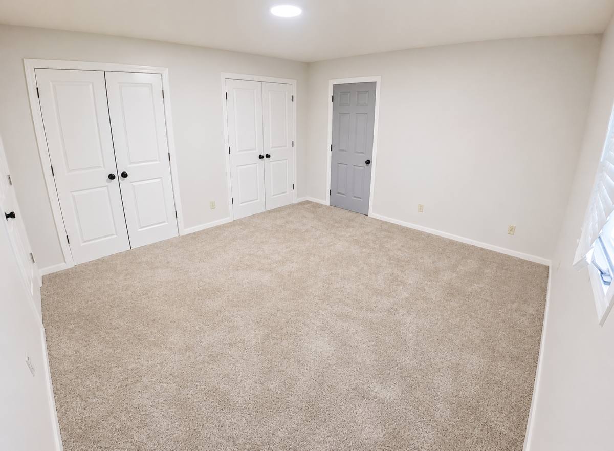 House for rent at 703 Mission Ave, Manhattan, KS 66502