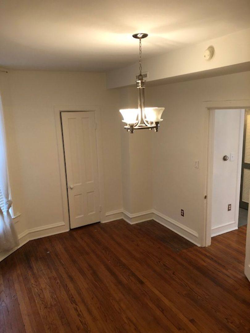 Apartment for rent at 1628-30 N Wells St, Chicago, IL 60614