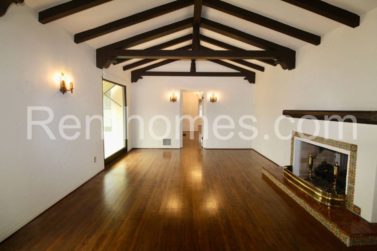 House for rent at 2244 Plum St, San Diego, CA 92106