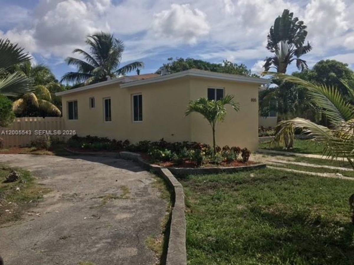 House for rent at 805 NE 138th St, Miami, FL 33161