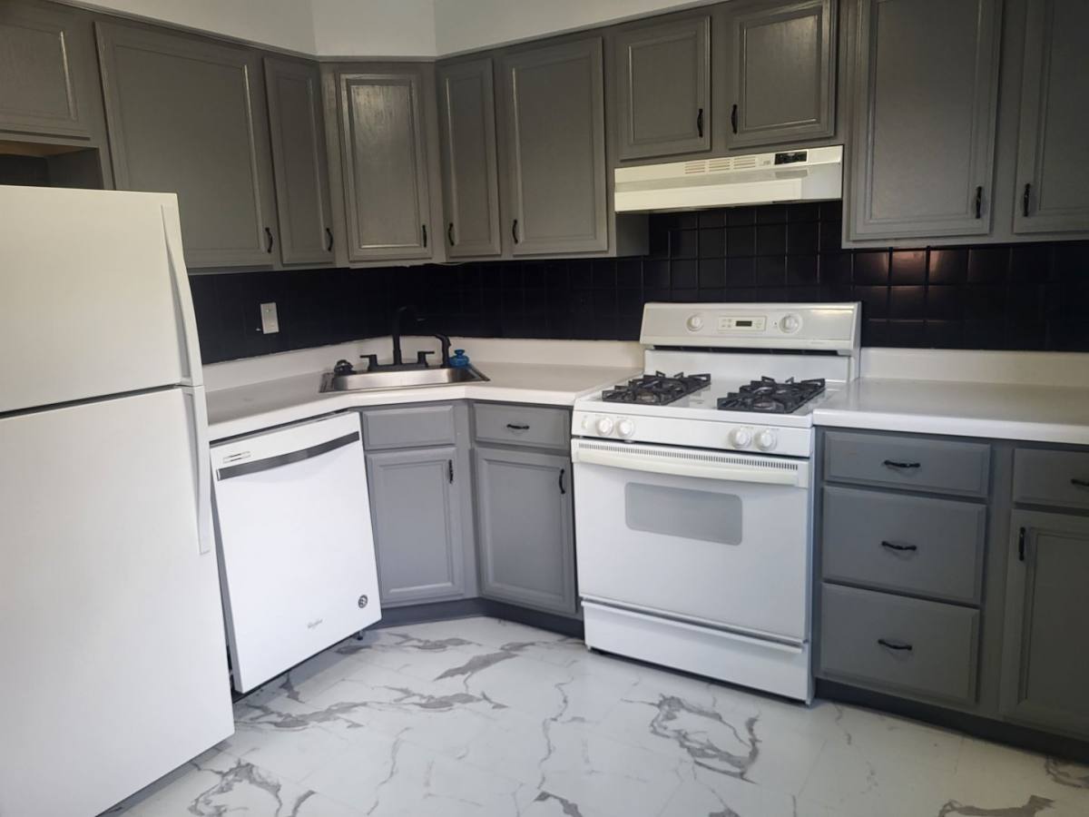 House for rent at 808 Norvell Dr, Pittsburgh, PA 15235