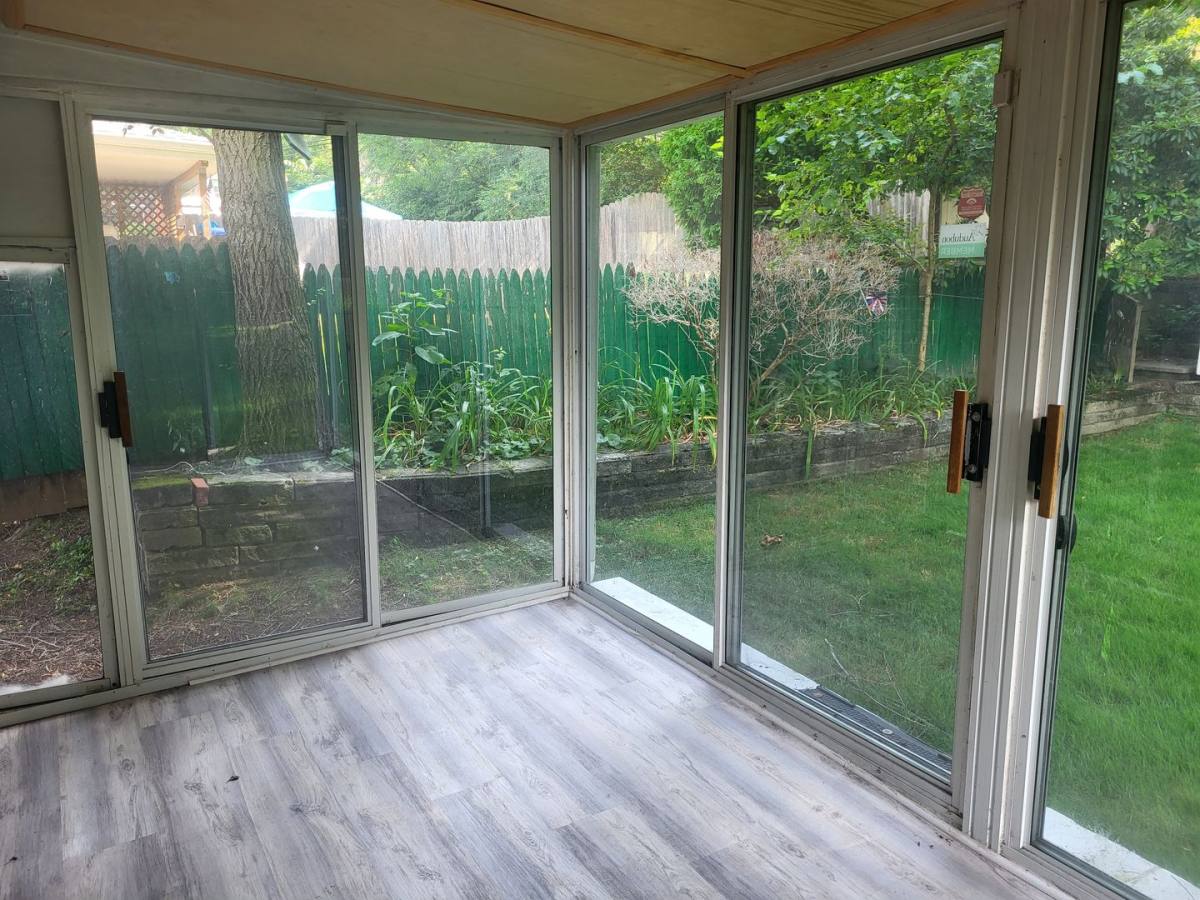 House for rent at 808 Norvell Dr, Pittsburgh, PA 15235