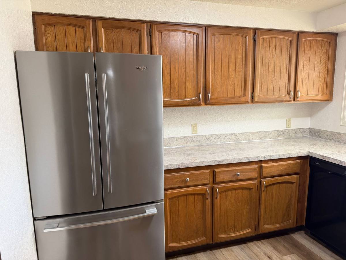 House for rent at 6836 B St, Springfield, OR 97478