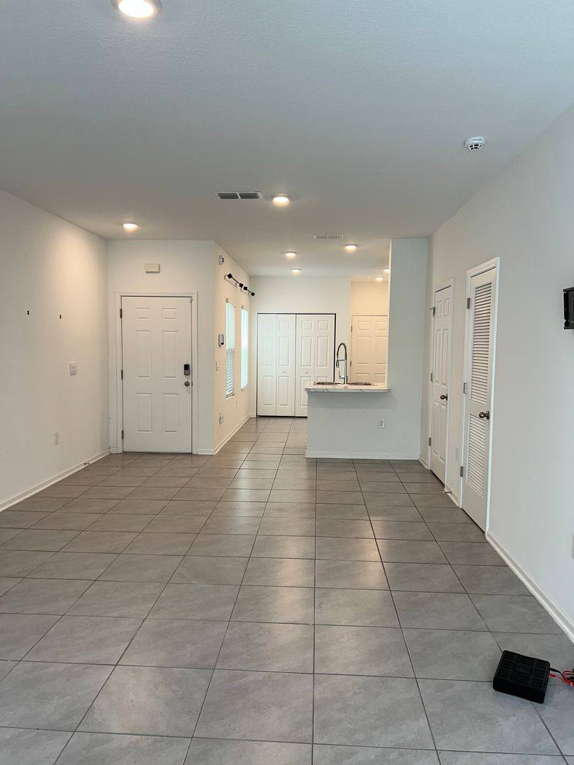 Townhouse for rent at 4021 Haymon Ave, Jacksonville, FL 32220