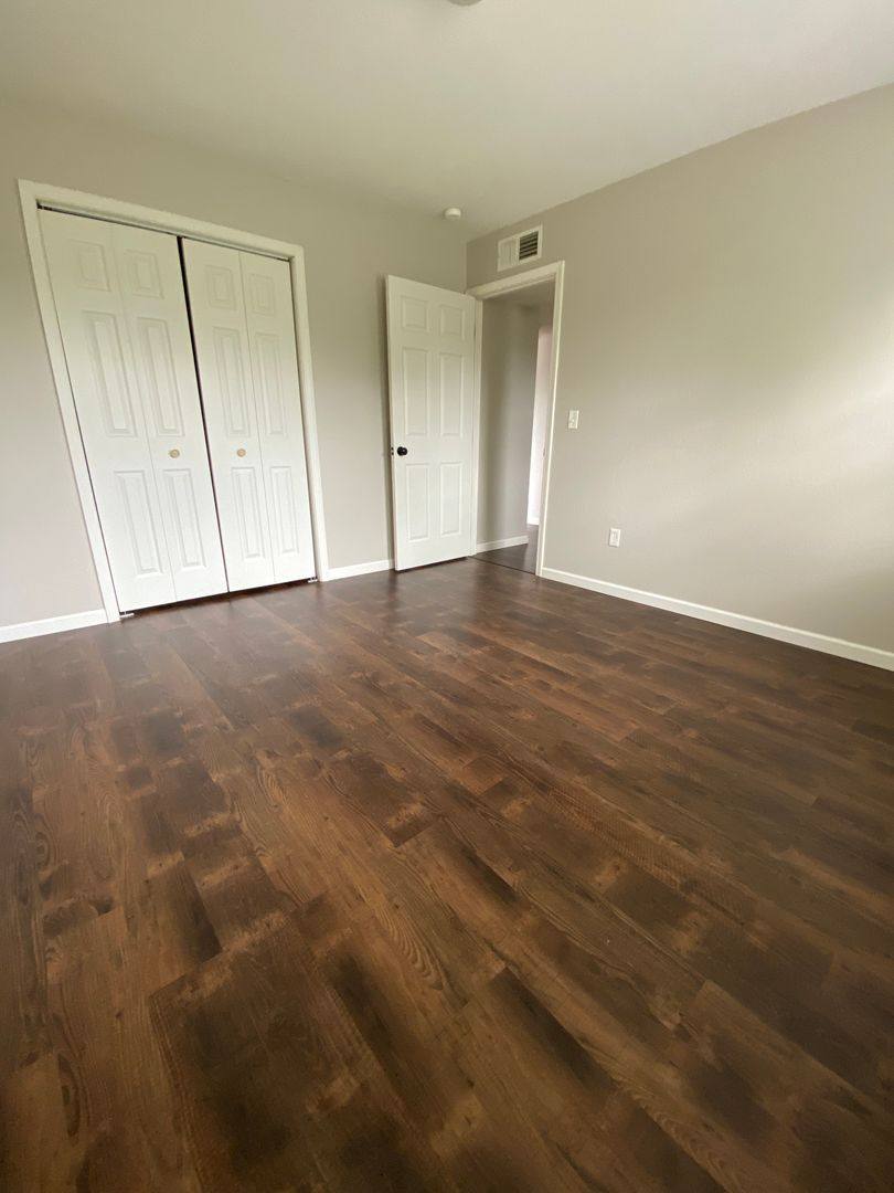 Apartment for rent at 170 Westmount Dr, Farmington, MO 63640