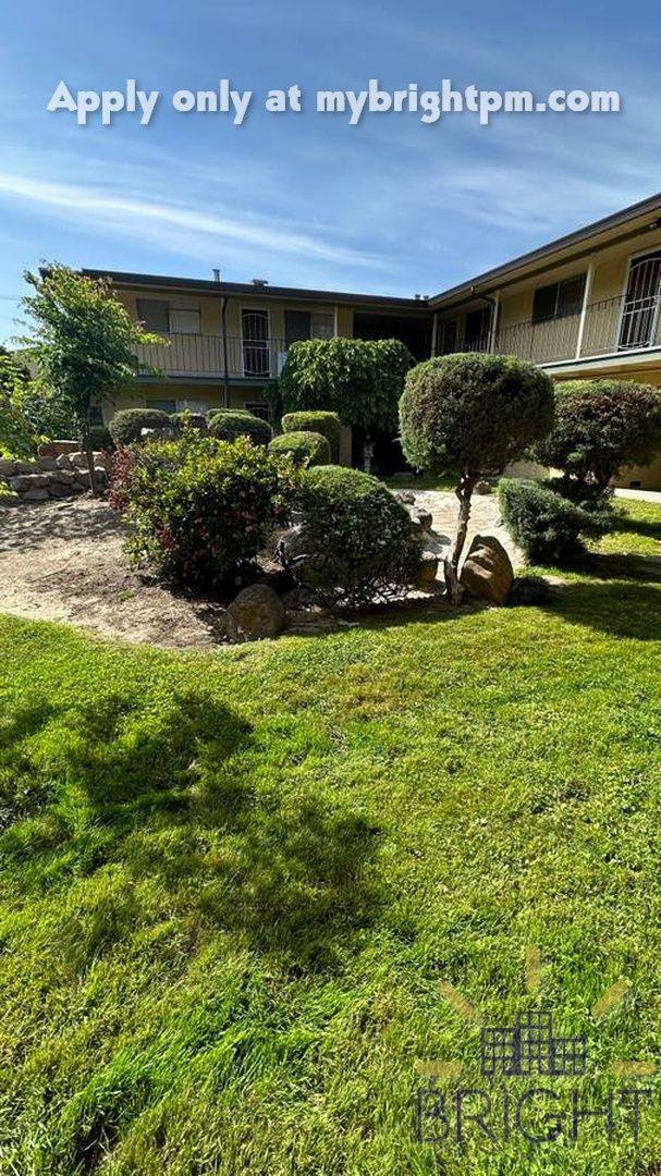 Apartment for rent at 1120 8th Ave, Sacramento, CA 95818