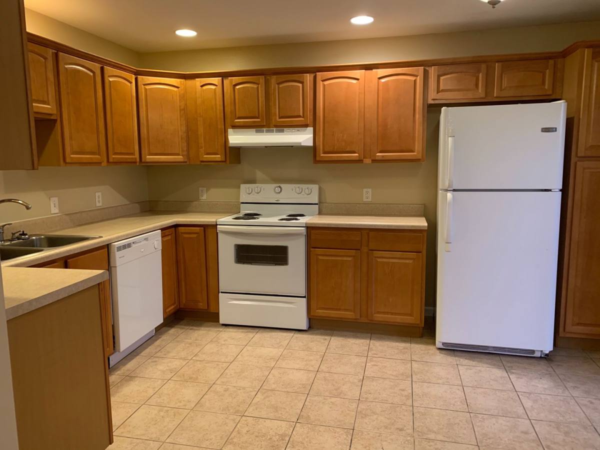 Townhouse for rent at 207 W Vine St, Tolono, IL 61880