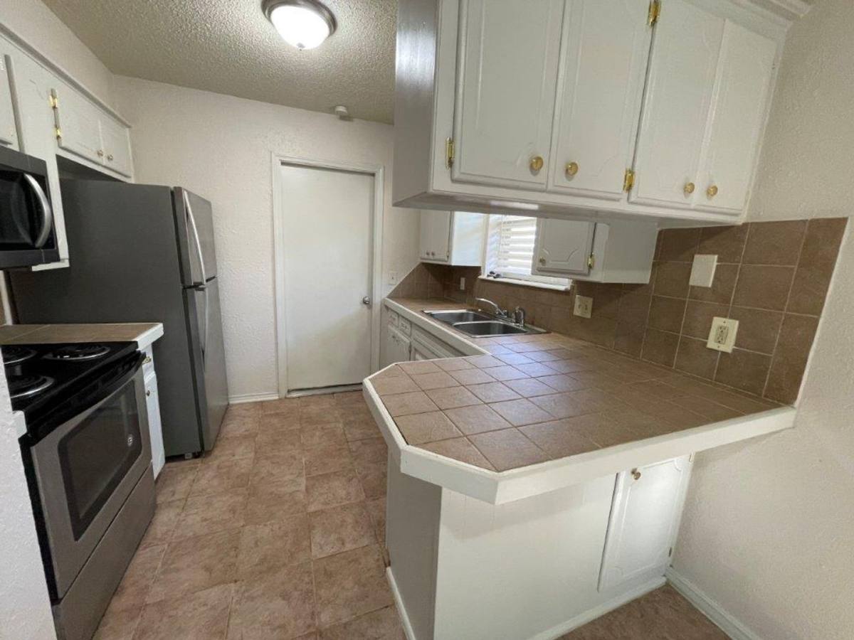 House for rent at 5104 Creekwood Terrace, Oklahoma City, OK 73135