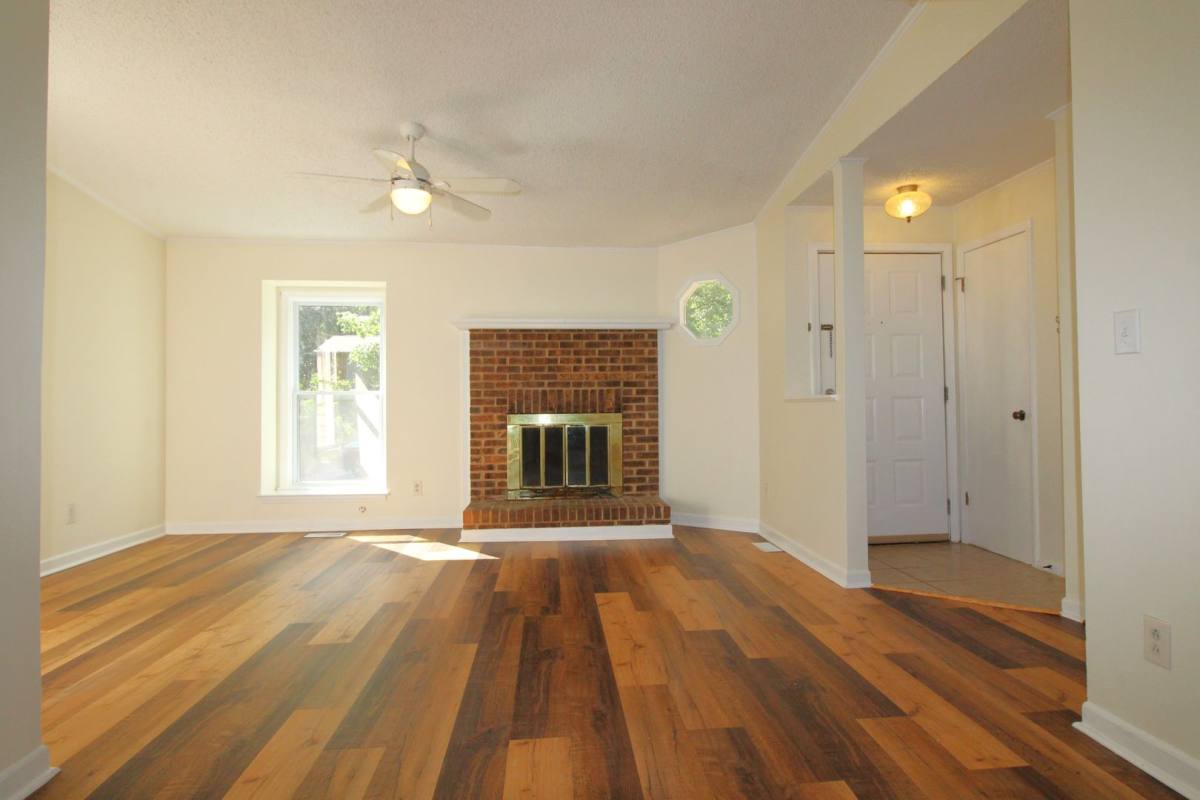 House for rent at 3032 Chenango Dr, Charlotte, NC 28212
