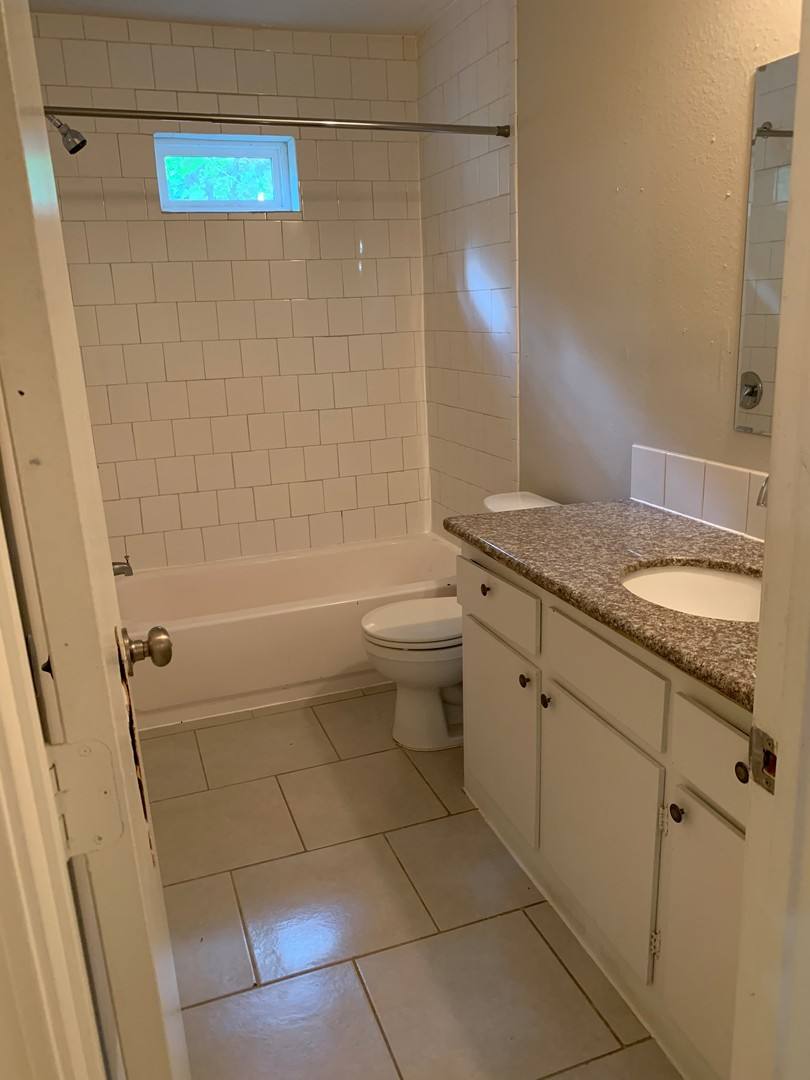 Apartment for rent at 6519 Sloan St, Houston, TX 77087