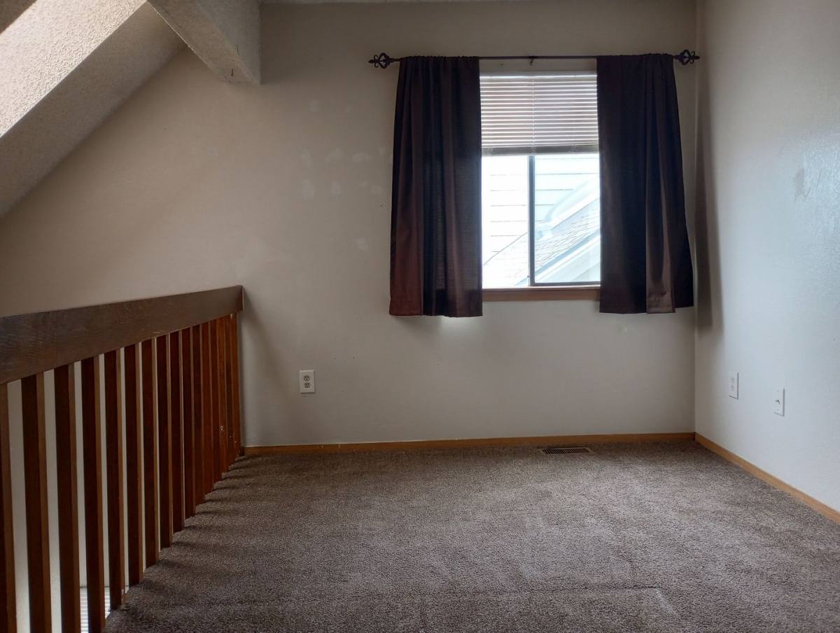 Apartment for rent at 972 S Dearborn Way, Aurora, CO 80012