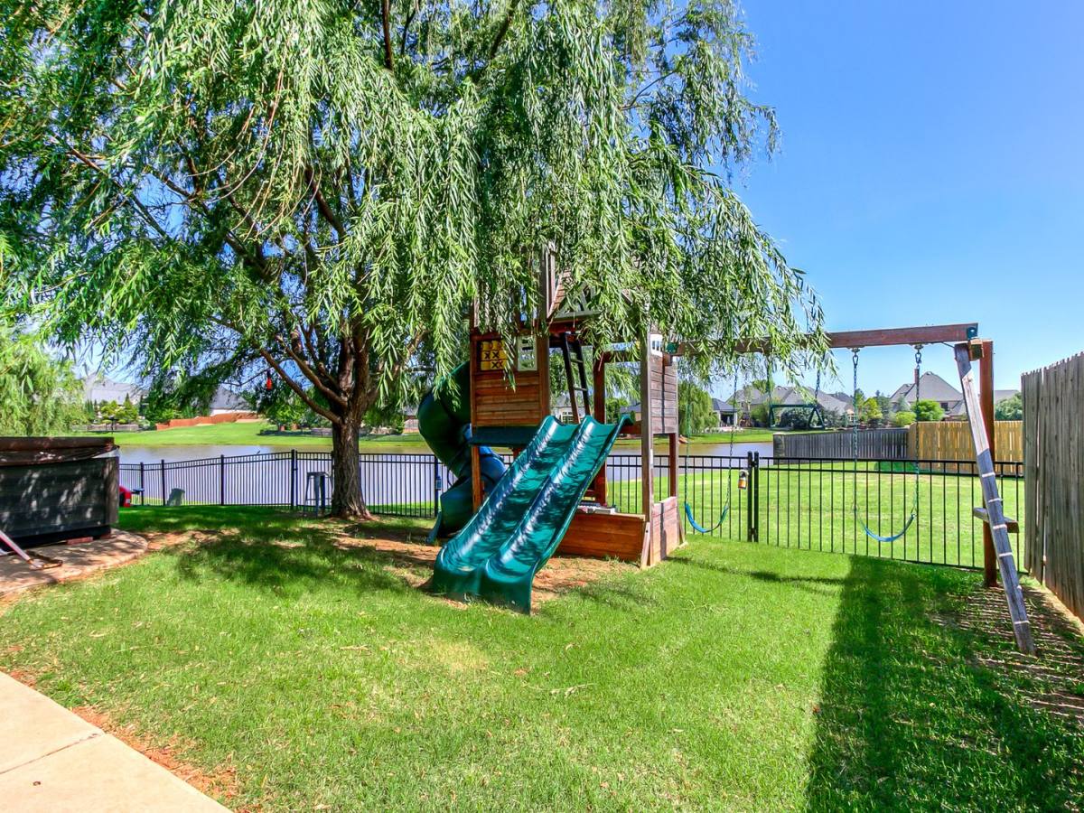 House for rent at 3608 NW 176th St, Edmond, OK 73012