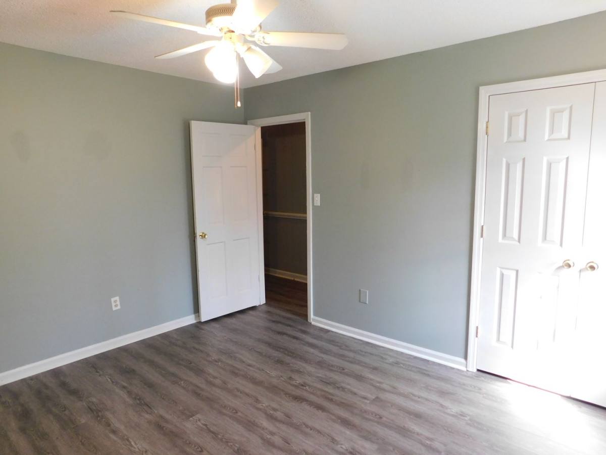 House for rent at 2128 N Red Banks Rd, Byhalia, MS 38611