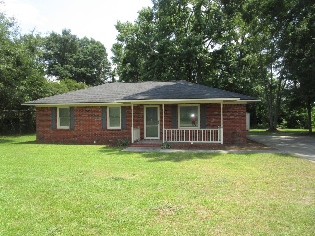 House for rent at 1320 Race Track Rd, Sumter, SC 29153