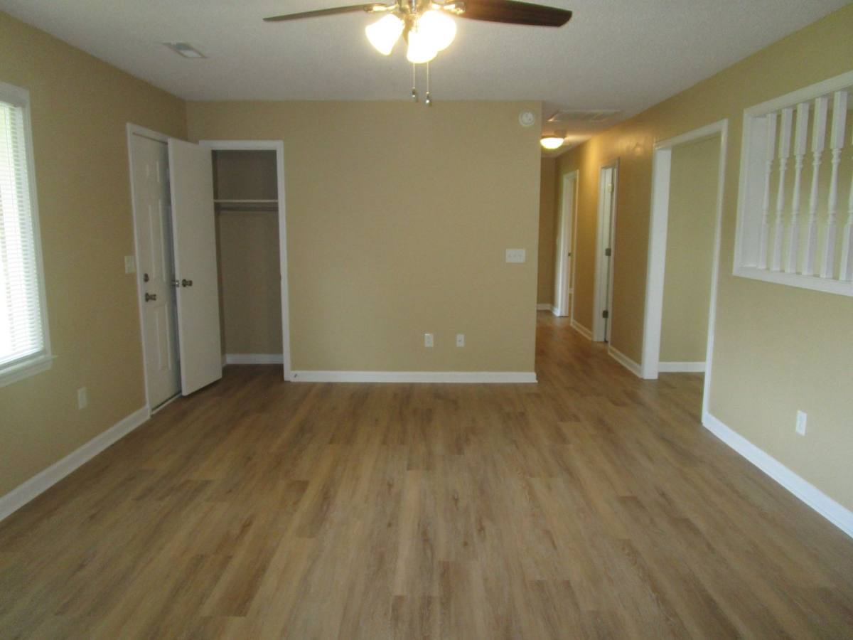 House for rent at 1320 Race Track Rd, Sumter, SC 29153