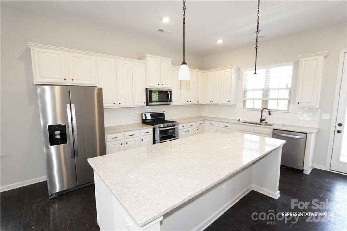 Townhouse for rent at 1116 Doveridge St, Charlotte, NC 28273