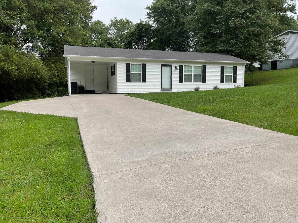 House for rent at 3383 Mill Wheel Rd, Morristown, TN 37814