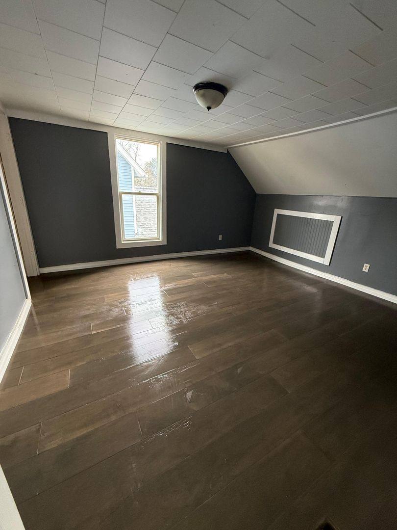 House for rent at 103 Dewey Ave, Newark, OH 43055