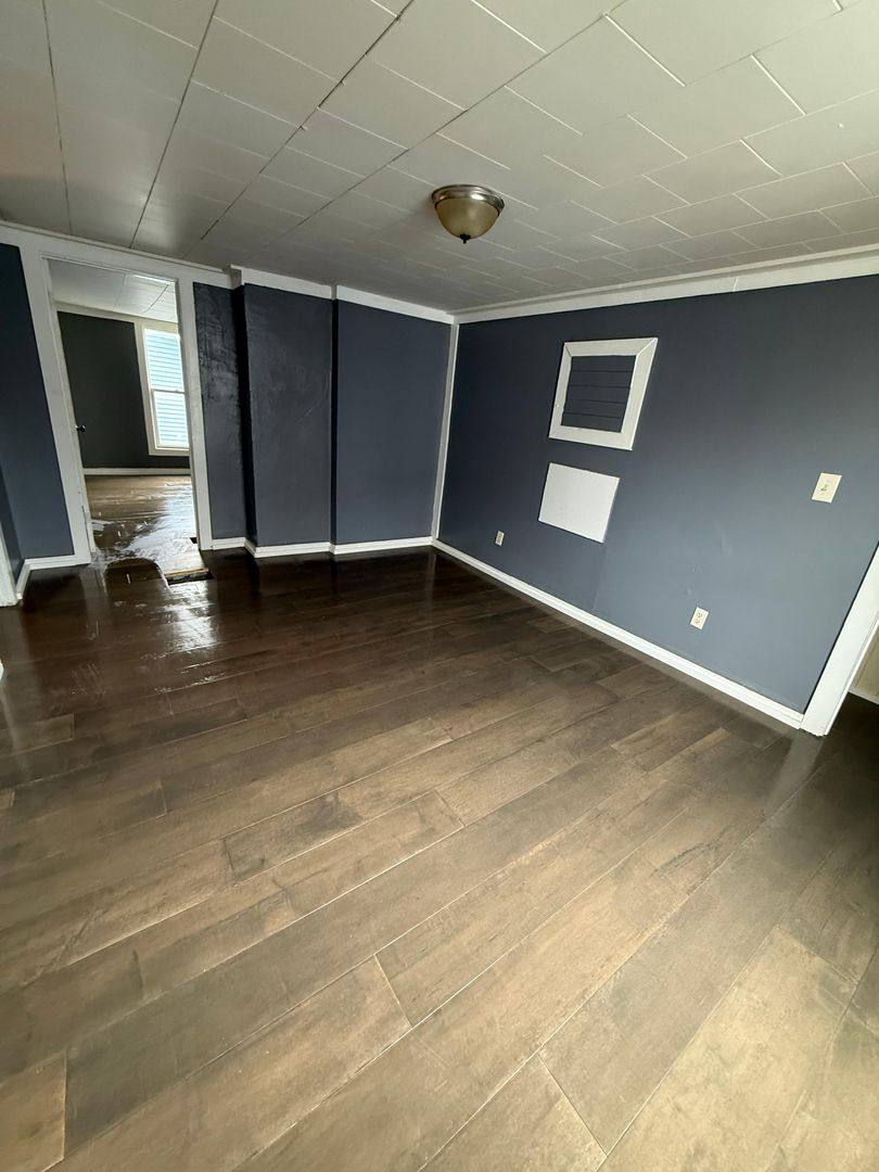 House for rent at 103 Dewey Ave, Newark, OH 43055