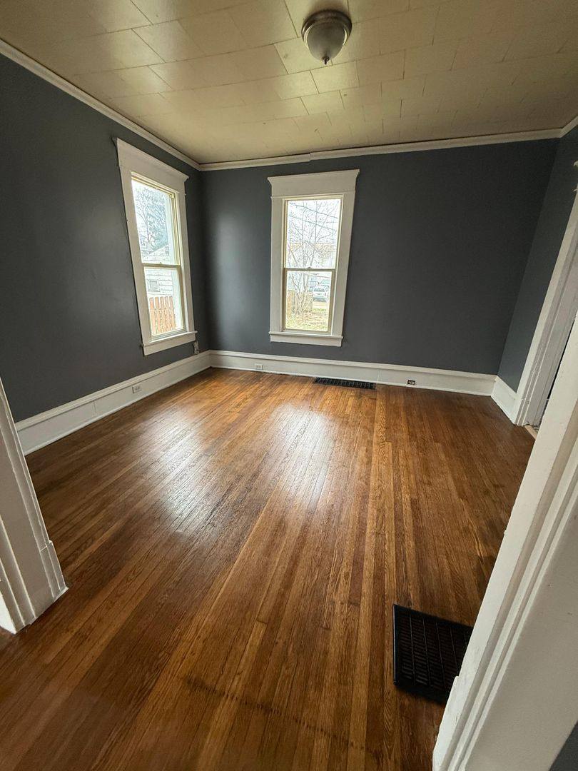 House for rent at 103 Dewey Ave, Newark, OH 43055