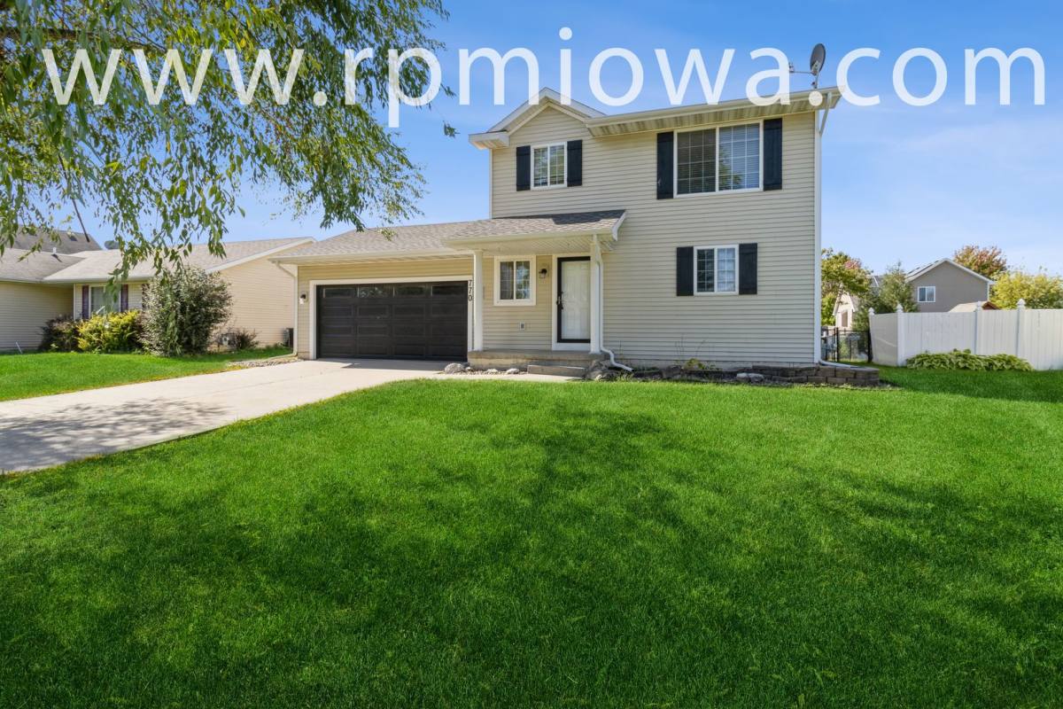 House for rent at 770 SE Harper Dr, Waukee, IA 50263