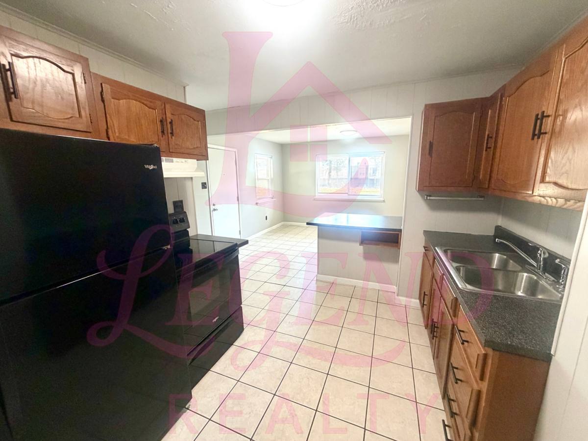 House for rent at 10869 Pear Tree Lane, Saint Ann, MO 63074