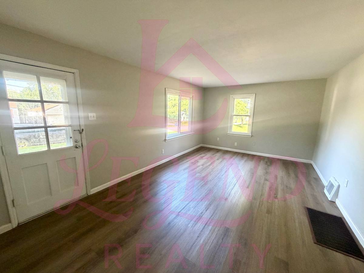 House for rent at 10869 Pear Tree Lane, Saint Ann, MO 63074