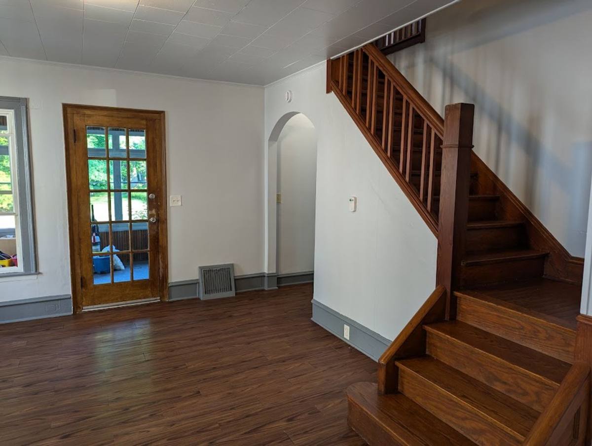 Apartment for rent at 695 697 Highland Ave, Meadville, PA 16335